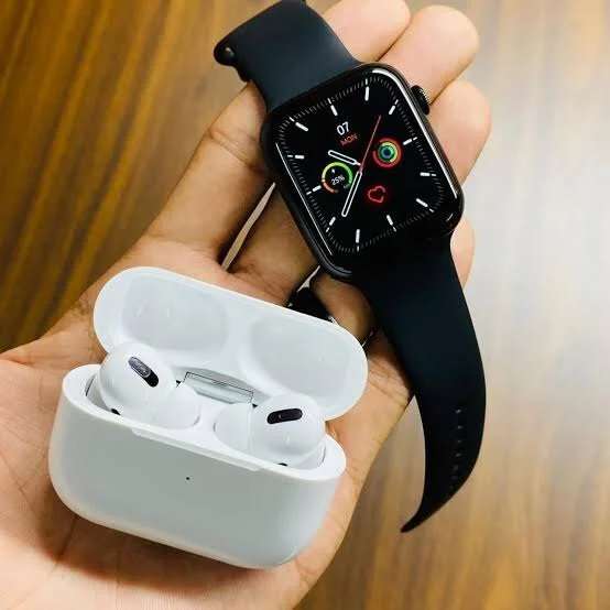 Smart watch 8 DM01 + Earphone